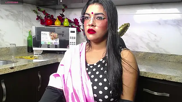 lakshmiraniii online show from March 2025 10:21:02 AM