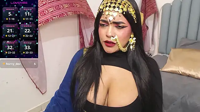 lakshmiraniii online show from November 2025 12:04:02 PM