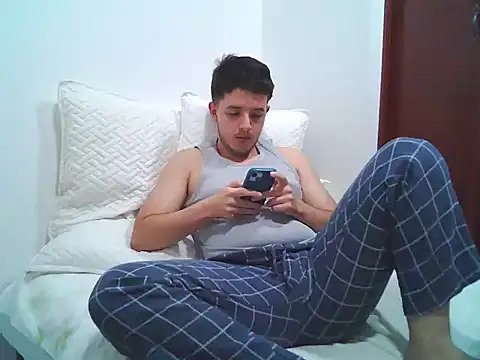 Snapshot of master438 chatting on June 2026 10:55:01 PM master438 online show from June 2026 10:55:01 PM