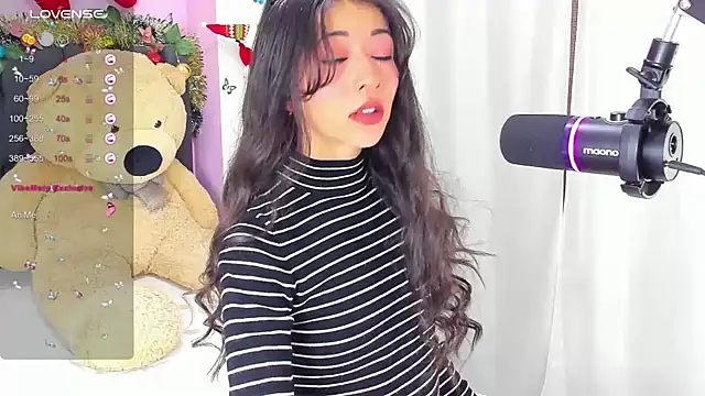 SophiaLiu online show from December 2024 11:43:02 PM