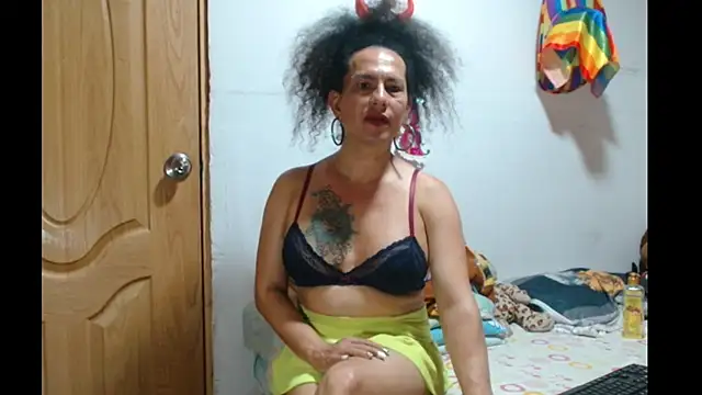 abbycrespa online show from March 2025 09:53:02 PM