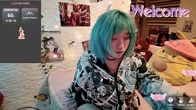 Akemilun online show from September 2025 06:40:02 PM