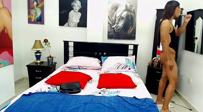 Snapshot of VeronicaReynolds chatting on February 2025 03:05:01 PM VeronicaReynolds online show from February 2025 03:05:01 PM