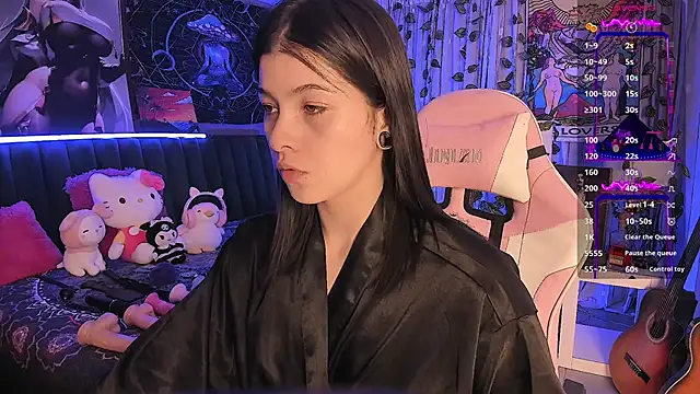 LanaKyutt online show from December 2024 12:02:01 AM