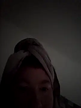 dieGeile0411 online show from October 2025 12:06:01 PM