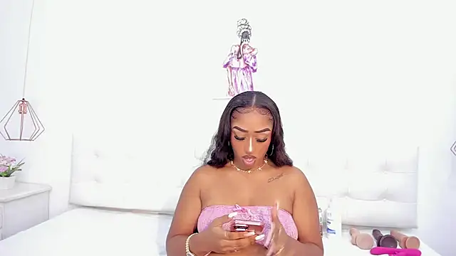 Snapshot of samanta_joness chatting on December 2024 06:11:02 AM samanta joness online show from December 2024 06:11:02 AM