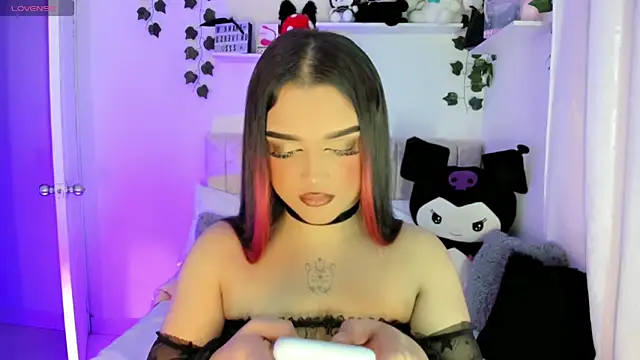 Snapshot of cattriona_muller chatting on March 2025 12:12:01 PM cattriona muller online show from March 2025 12:12:01 PM