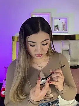 emmy r online show from December 2025 12:10:01 PM