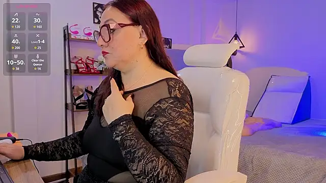 lady nylon  online show from February 2026 12:02:01 PM