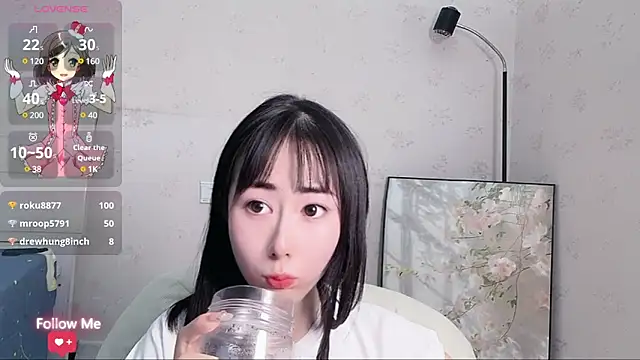 Snapshot of qiqi-- chatting on February 2025 09:00:02 AM qiqi-- online show from February 2025 09:00:02 AM