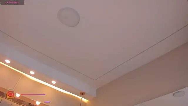 Snapshot of VioletaAbel chatting on February 2025 05:07:02 PM VioletaAbel online show from February 2025 05:07:02 PM