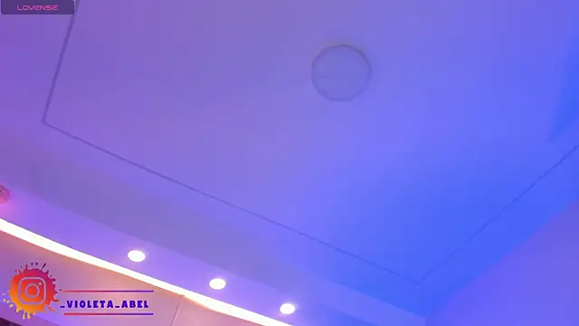 Snapshot of VioletaAbel chatting on February 2025 11:31:02 AM VioletaAbel online show from February 2025 11:31:02 AM