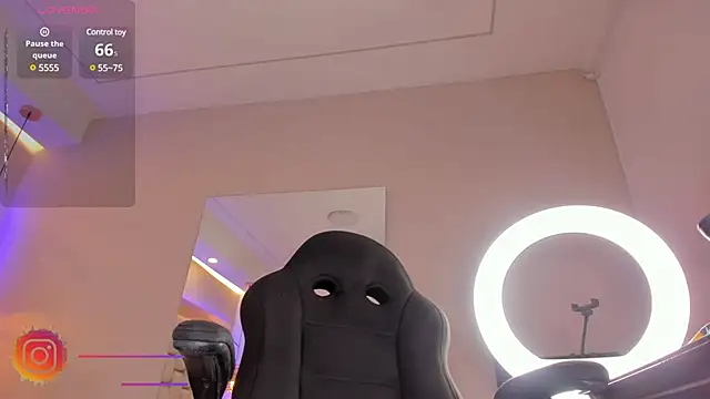 Snapshot of VioletaAbel chatting on March 2025 09:40:01 AM VioletaAbel online show from March 2025 09:40:01 AM