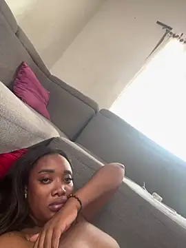 RoxannaBlanche online show from February 2026 08:51:01 PM