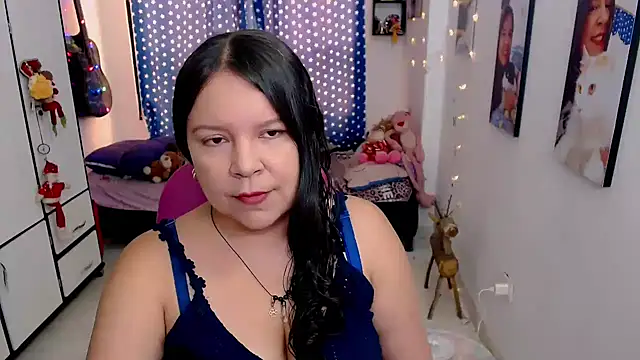 claryssa  online show from February 2026 05:36:02 PM