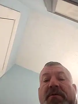 bigdoog8 online show from May 2026 07:53:02 PM