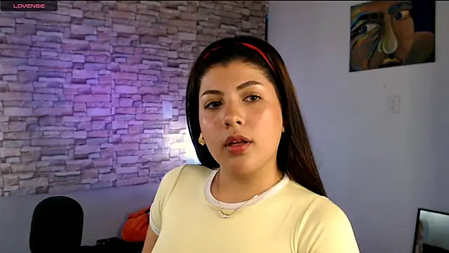 Luci Amore online show from December 2024 09:11:01 PM