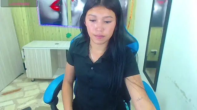 Snapshot of emily_rosse04 chatting on January 2025 11:35:01 AM emily rosse04 online show from January 2025 11:35:01 AM