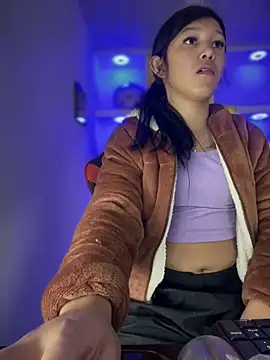 Snapshot of emily_rosse04 chatting on March 2025 12:11:02 PM emily rosse04 online show from March 2025 12:11:02 PM