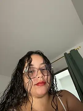 CurlyGirl 1 online show from September 2025 09:40:02 PM