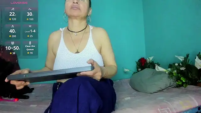 SheraHadee online show from November 2025 12:32:01 AM