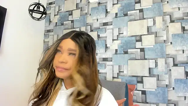 Snapshot of angel_dthroatt chatting on June 2026 12:04:02 PM angel dthroatt online show from June 2026 12:04:02 PM