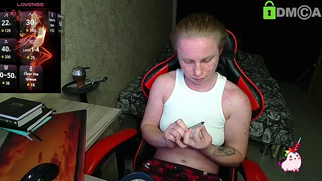 Alexis Gordon online show from October 2025 05:54:02 PM