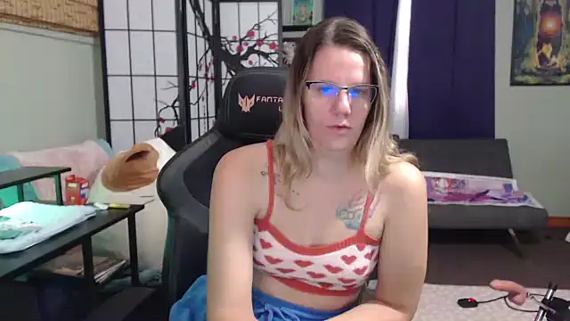 Snapshot of Sarahtineke chatting on October 2025 04:36:02 PM Sarahtineke online show from October 2025 04:36:02 PM