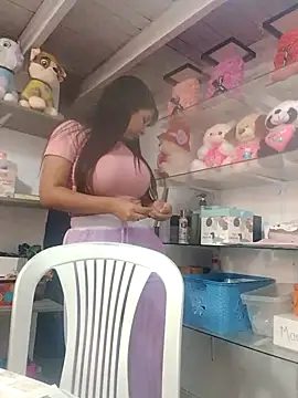 VivienAndClark online show from November 2025 04:51:02 PM