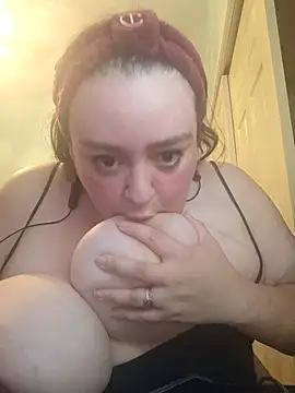 lazyPanda94 online show from December 2025 10:15:01 PM