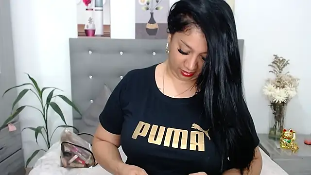 titsbiglovers online show from February 2025 07:47:02 PM