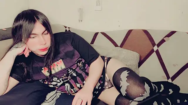 evelyntvsexy online show from June 2026 06:57:01 AM