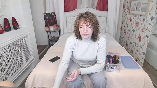 Snapshot of AmiHotGranny chatting on September 2025 06:29:02 AM AmiHotGranny online show from September 2025 06:29:02 AM