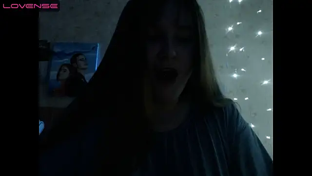 Light Luna online show from December 2024 10:02:02 AM