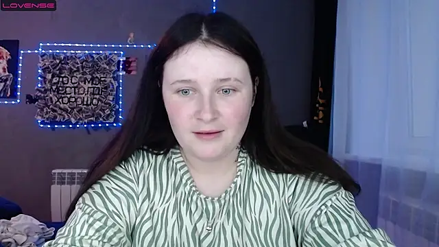 Light Luna online show from May 2026 02:24:02 PM
