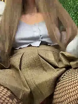 Deonta  online show from February 2025 04:22:01 AM