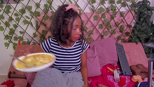 Snapshot of kimmysantoo chatting on March 2026 09:50:01 PM kimmysantoo online show from March 2026 09:50:01 PM