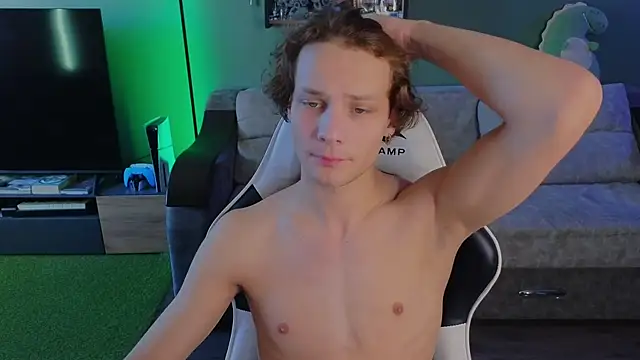 TeddyLiLboy online show from October 2025 09:43:01 AM