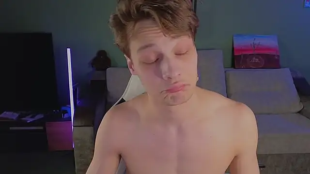 TeddyLiLboy online show from March 2026 08:31:01 PM