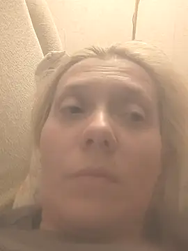 LeraSweet online show from September 2025 07:16:01 PM