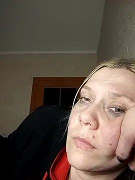 LeraSweet online show from April 2026 07:17:02 PM