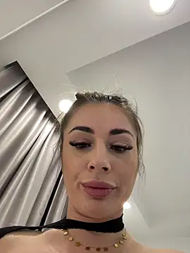 IsabellaEtthan online show from February 2026 06:44:02 PM