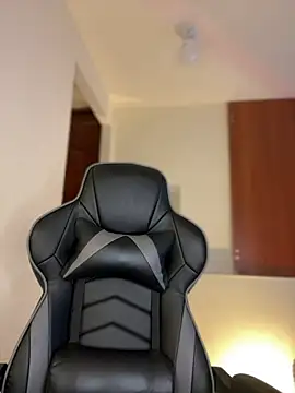 Snapshot of gretta_kler1 chatting on January 2025 12:52:01 PM gretta kler1 online show from January 2025 12:52:01 PM