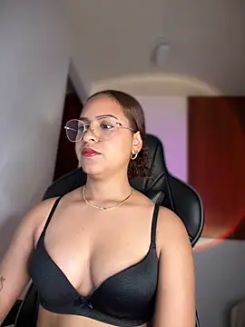 Snapshot of gretta_kler1 chatting on March 2025 02:10:01 AM gretta kler1 online show from March 2025 02:10:01 AM