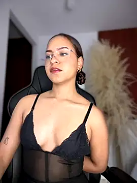 Snapshot of gretta_kler1 chatting on September 2025 10:49:02 AM gretta kler1 online show from September 2025 10:49:02 AM