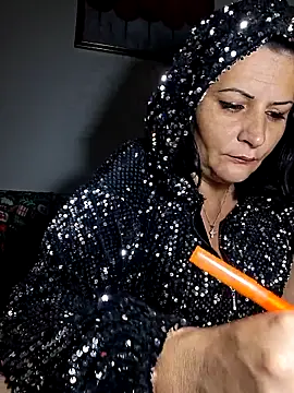 anaaamariaaaa online show from December 2025 01:18:02 PM