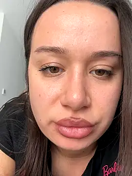 deliaroyal online show from September 2025 01:35:01 PM