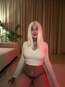 bambixboo online show from February 2026 10:27:01 PM