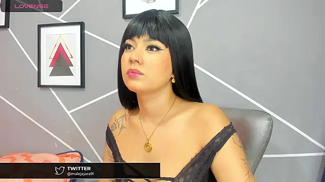 Snapshot of ashliekitty__011 chatting on February 2025 01:26:01 AM ashliekitty 011 online show from February 2025 01:26:01 AM