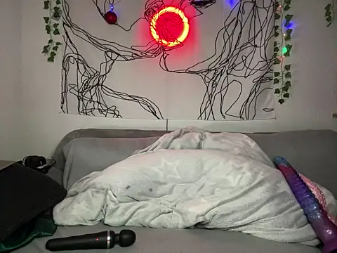 kinkygirl420x online show from December 2024 06:21:01 PM